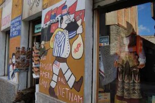 Insel Sardinien - Wandmalerei : Politische Wandmalereien im Bergdorf Orgosolo, aufgenommen 2006 auf Sardinien