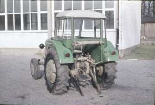 Traktorenprüfung ; Radtraktor Zetor 3011