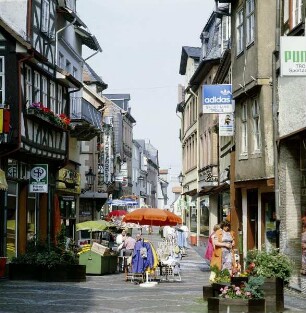 Gelnhausen. Blick in die Langgasse, nach Westen