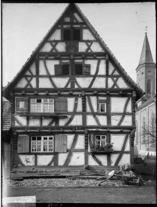 Münzesheim Hauptstraße 13 - ehemaliges Pfarrhaus Außenansicht