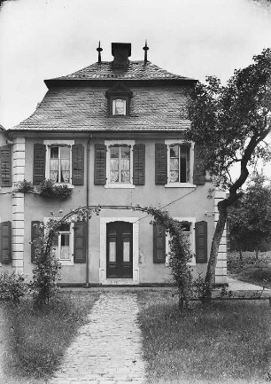 Zweibrücken, Herzogliches Hofgärtnerhaus : Zweibrücken. Herzogliches Hofgärtnerhaus. Eingangsfront