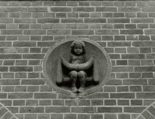 Medaillon mit Putto