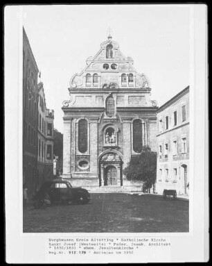 Katholische Kirche Sankt Josef & Ehemalige Jesuitenkirche