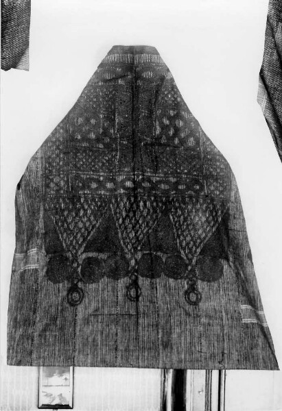 Embroidered sleeve of a Hausa robe