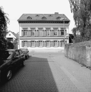 Institutsgebäude Kellerwirtschaft/Weinbau der FAG; Geisenheim, Blaubachstraße 19