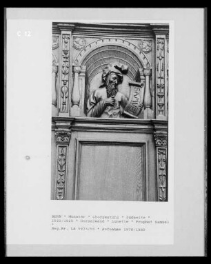 Chorgestühl, Südseite, Dorsalwand: Prophet Samuel