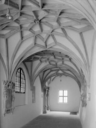 Evangelische Pfarrkirche zu den Barfüßern & Ehemalige Franziskanerklosterkirche — Südflügel — Westteil
