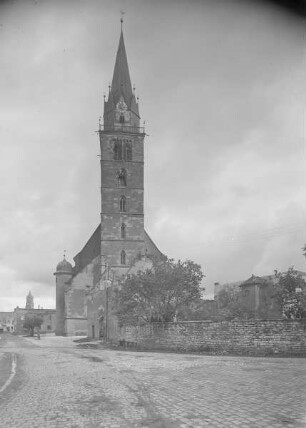 Katholische Stadtpfarrkirche Sankt Johannes Baptist