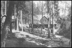Schwarzenberg. Köhlerhütte am Fürstenbrunn