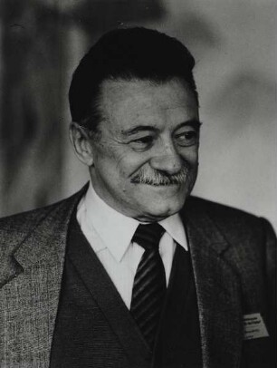 Mario Benedetti : Aufnahme auf dem Internationalen Schriftstellergespräch der DDR "Berlin - ein Ort für den Frieden"