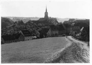 Dohna. Stadtansicht mit Marienkirche (1489). Blick vom Kahlbusch nach Westen