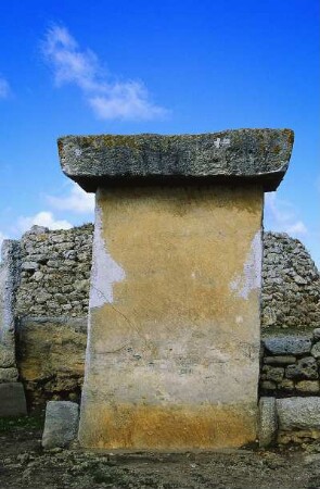 Spanien. Menorca. Poblat d en Gaumes. Ausgrabung