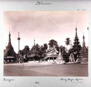 Birma. Rangun. Shoay Dagon Kjáon. Shwedagon Pagode. Hof