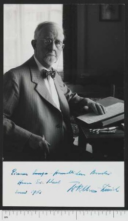 Porträtaufnahme Walter R. Hess