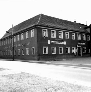Lichtenstein/Sa., Innere Zwickauer Straße 4. Hotel "Haus der Einheit" mit "Gasthof zur Einheit" (1802). Giebelfront