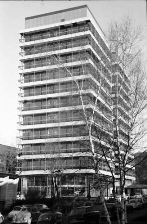 Freiburg: Außenansicht des Chemisches Instituts von Westen (Albertstraße)
