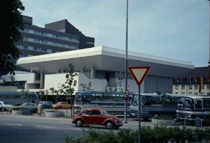 Freiburg: Kongresshaus vom ADAC-Clubhaus