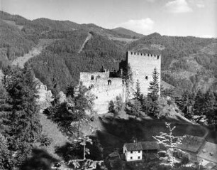 Unzmarkt-Frauenburg. Ruine Frauenburg (vor 1248)