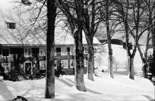 Breitnau: Gasthaus zum Kreuz; im Schnee