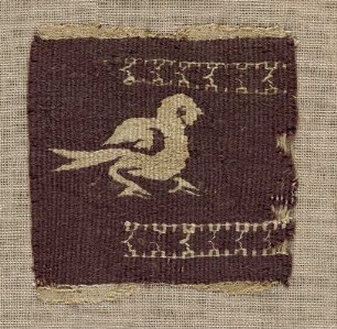 Fragment eines Zierstreifens mit Vogel