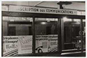 Telefonzellen im Völkerbundpalast in Genf
