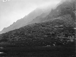 Berghang : Geröll auf den Hängen der Berge