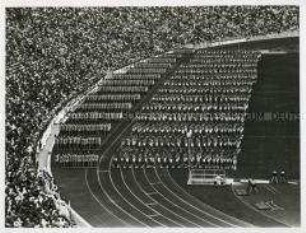 Eröffnungsfeier (?) der Olympischen Sommerspiele 1936 im Olympiastadion