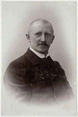 Behr, Viktor von