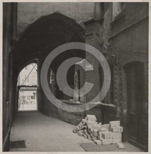 Durchgang am Bürgerhaus Markt 23a Schweidnitz