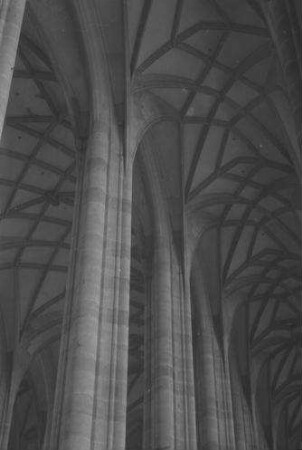 Dinkelsbühl: Kreuzgewölbe im Dom