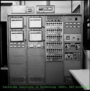 Mess- und Regelschrank im Institut für Kernverfahrenstechnik (IKVT)