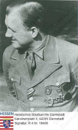Schniering, Alfred (* 1911) / Porträt in NS-Uniform, Halbfigur