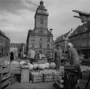 Gotha. Der obere Hauptmarkt mit Rathaus