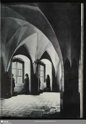 19 Stadt- und Bergbaumuseum am Untermarkt – ehemals Domherrenhaus (erbaut 1484), mit dem Remter und spätgotischen Holzplastiken des Freiberger Apostelmeisters