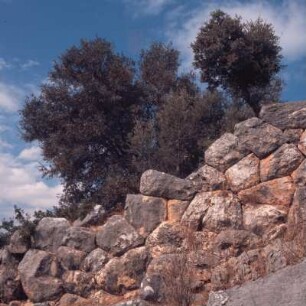 Eretria (Mittel-Euböa). Akropolis. Pelasgermauern der Akropolis, 7. Jh. v. Chr. Ott.9