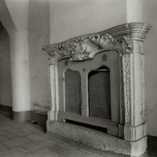 Machern, Schloss, Kamin, 17. Jh.