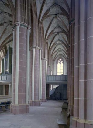 Evangelische Stadtpfarrkirche, ehemals Unserer Lieben Frau — Langhaus
