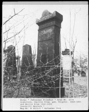 Grabstein der Cäcilie Blum (geborene Klopfer) (gestorben 1901) und Moritz Blum (gestorben 1906)