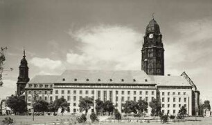 Dresden-Altstadt, Dr.-Külz-Ring 19. Neues Rathaus (1904-1910; C. Roth, E. Bräter). Blick zum Kreuzkirchenturm