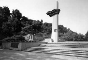 Denkmal des polnischen Soldaten und deutschen Antifaschisten im 2. Weltkrieg; Berlin, Friedrichshain-Kreuzberg