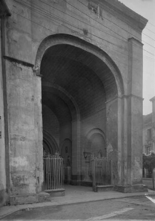 Vorhalle