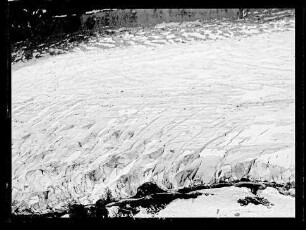 Auskeilende Randspalten am Mer de Glace