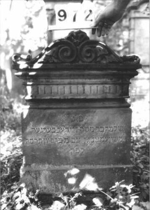 Grabstein 972