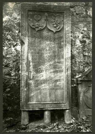 alter Friedhof. Grabstein des Johan Nicolaus Schuh aus Bad Dürkheim, Sandstein, 1667