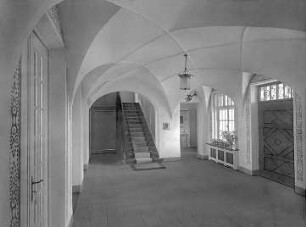 Fischer, Theodor; Friedrichshafen - Fischbach; Haus Gminder - Eingangshalle mit Treppenaufgang
