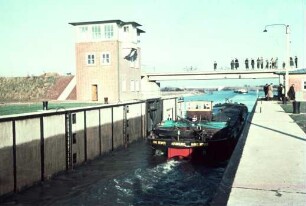 Schleuse Drakenburg/Weser