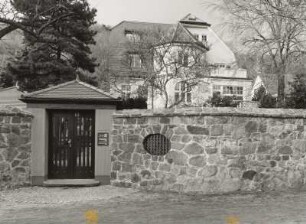 Radebeul, Augustusweg 82. Wohnhaus (1909-1912, P. Steinmetz)