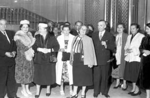 Madrid (Spanien): Hotel; Abschiedsfest; Gruppe im Foyer