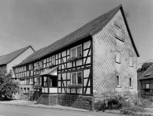 Einhaus; Alsfeld, Billertshäuser Straße 6