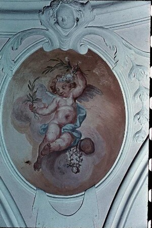 Engel mit Ölzweigen und Kette